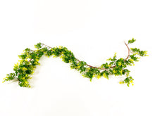 Load image into Gallery viewer, Eucalyptus Greenery Garland